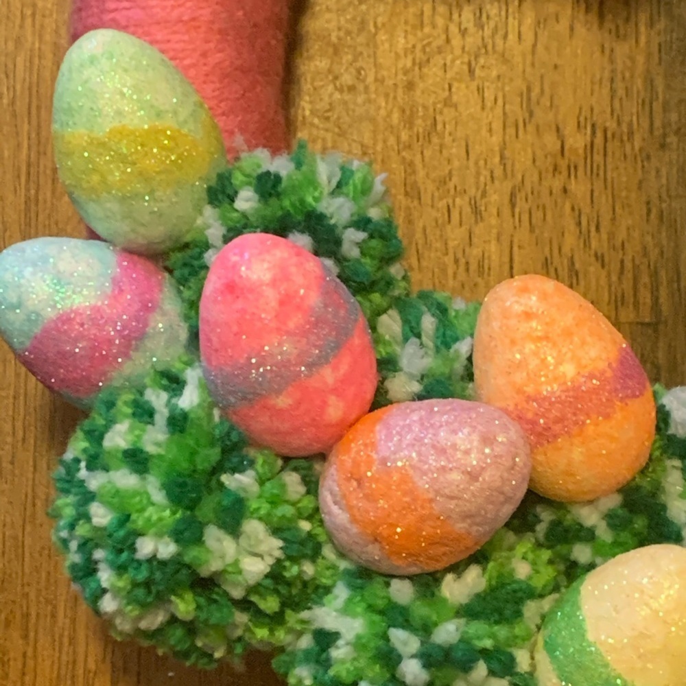 Easter wreath - Picture 6 of 7